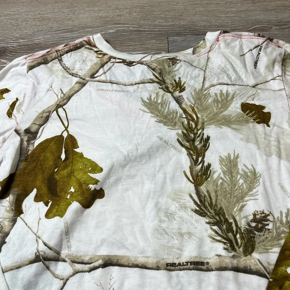 Scent Blocker Realtree Camo Shirt Womens XL White Long Sleeve V-Neck Pink Stitch